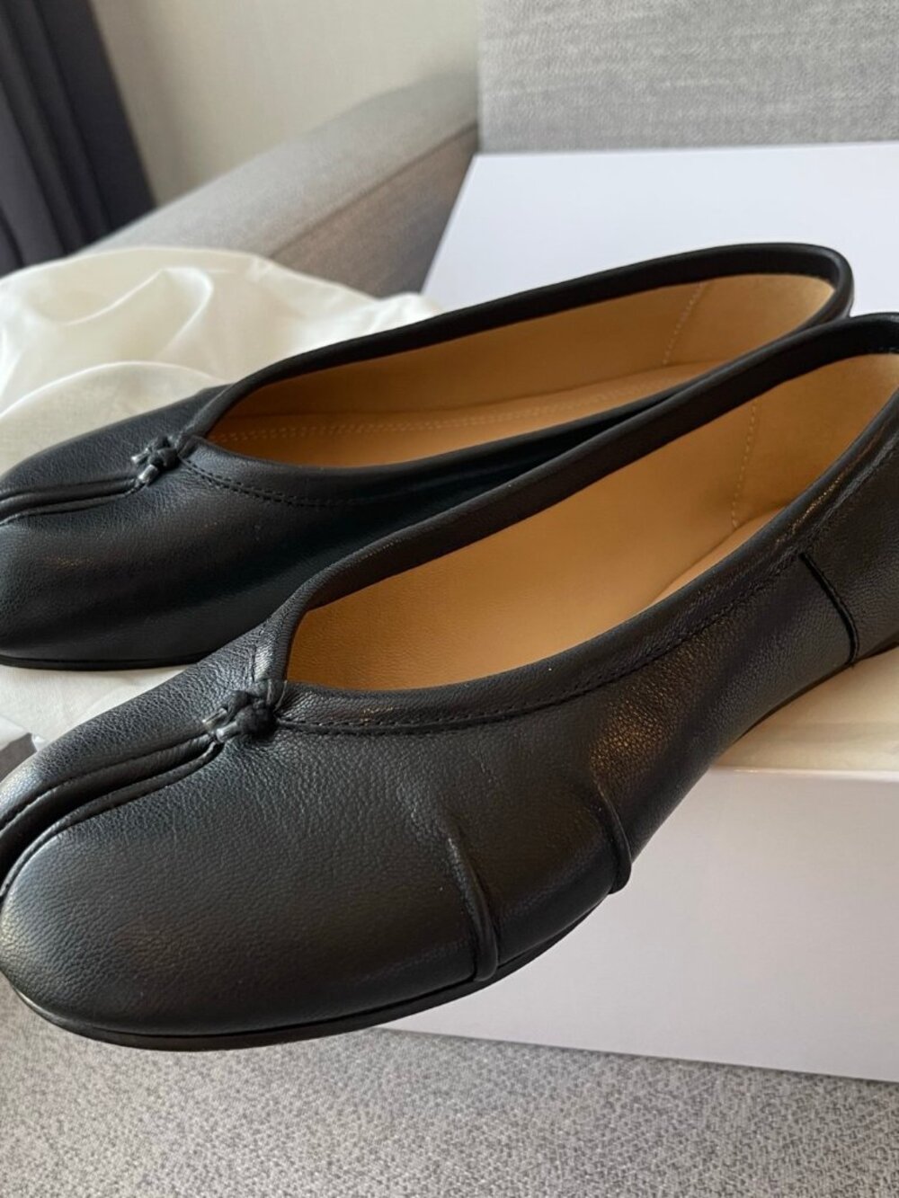 Maison Margiela Tabi Black Lambskin Leather Split‑Toe Ballet Flats Full Box Set - Picture 4 of 8
